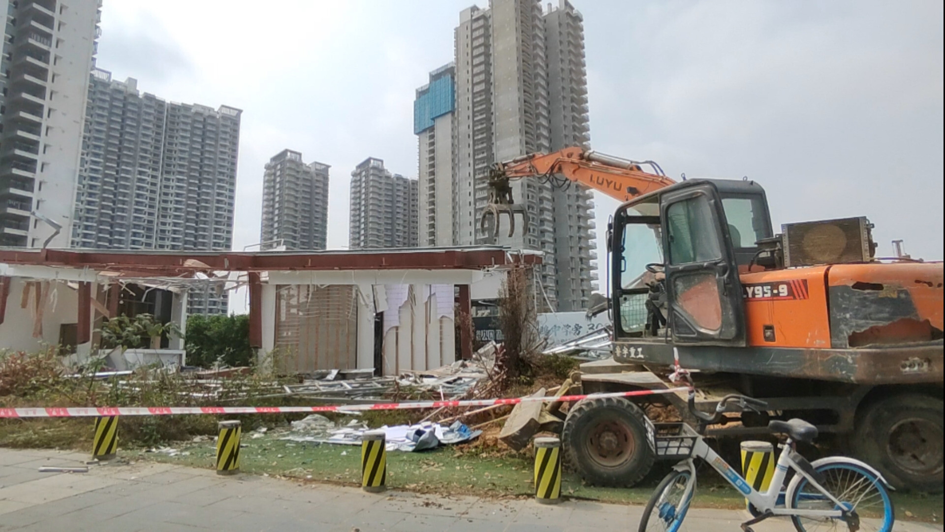 贺州集装箱活动房：临时建筑的新选择